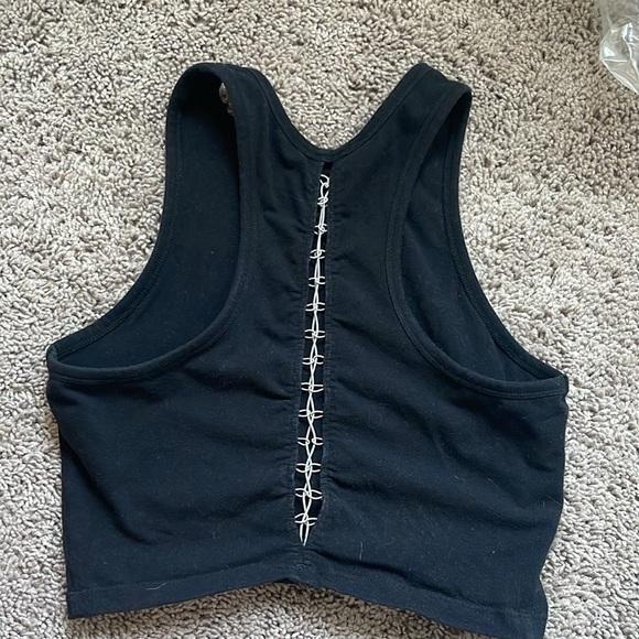 Savvi Ramsey Crop - Picture 6 of 6